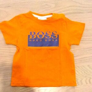 Hugo boss logo short sleeve T-shirt size 2